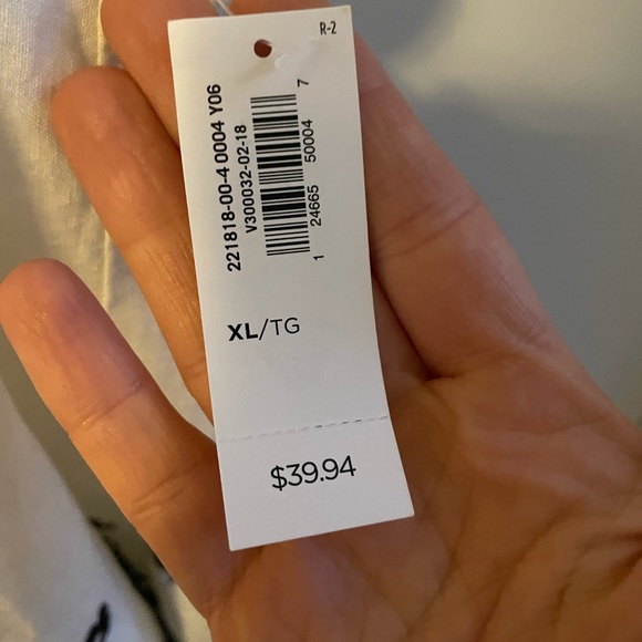 Black and white off the shoulder top from Old Navy - New with Tags!! - Picture 5 of 6